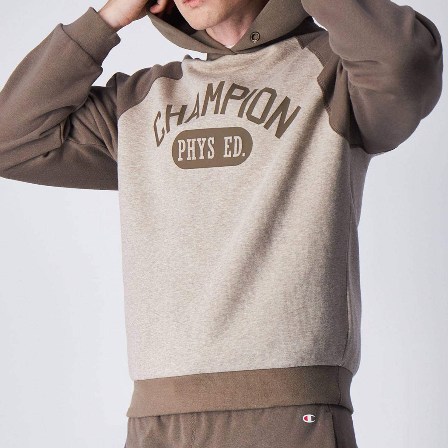 Champion - Hooded Sweatshirt Phys Ed Mn - Herren Kapuzenpullover mit Schriftzug - Braun/Beige (MDNM/LHB) – Bild 2